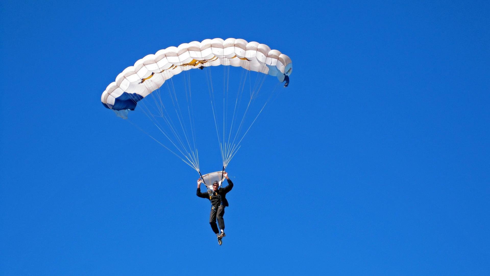 爱游戏登录入口-青训体系是否应引入心理辅导课程，青训训练内容