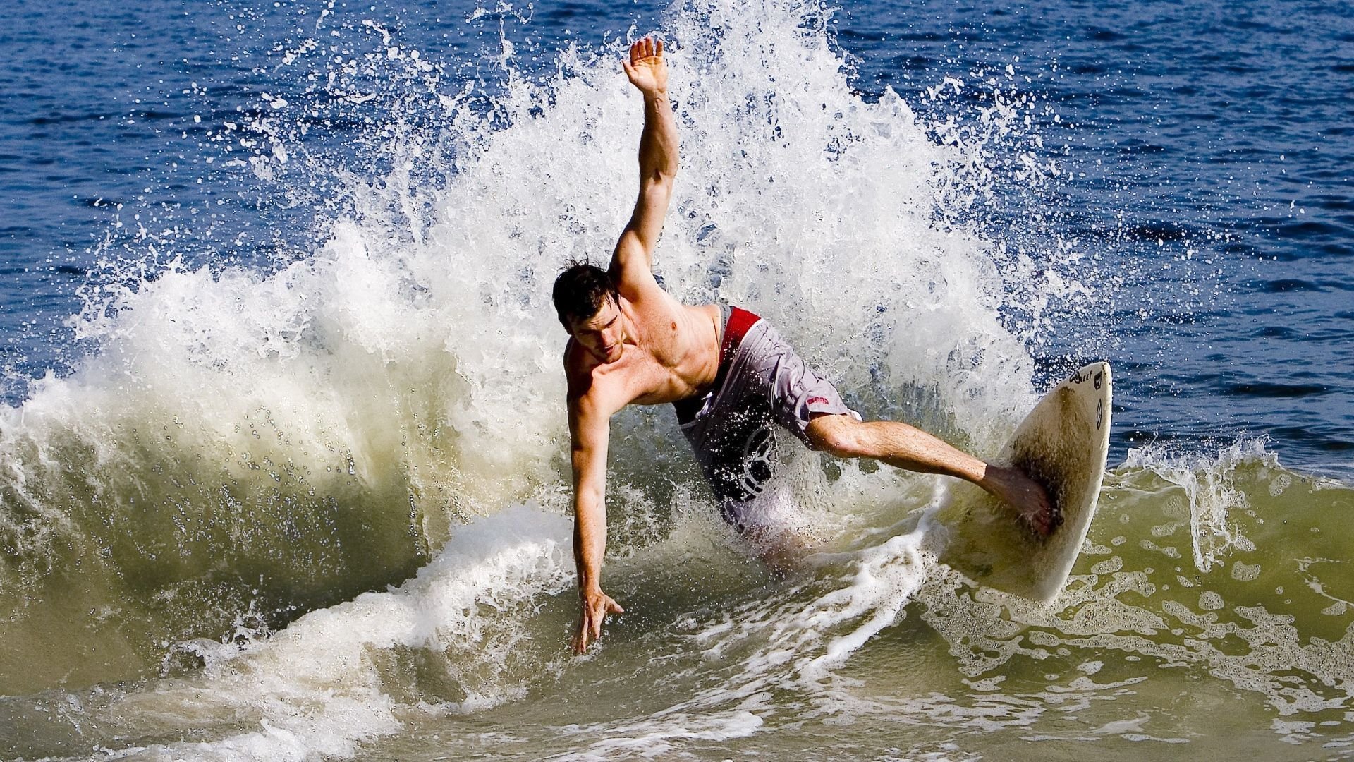 _互联新型运动：网络虚拟运动会“云端战”_，云计算虚拟网络